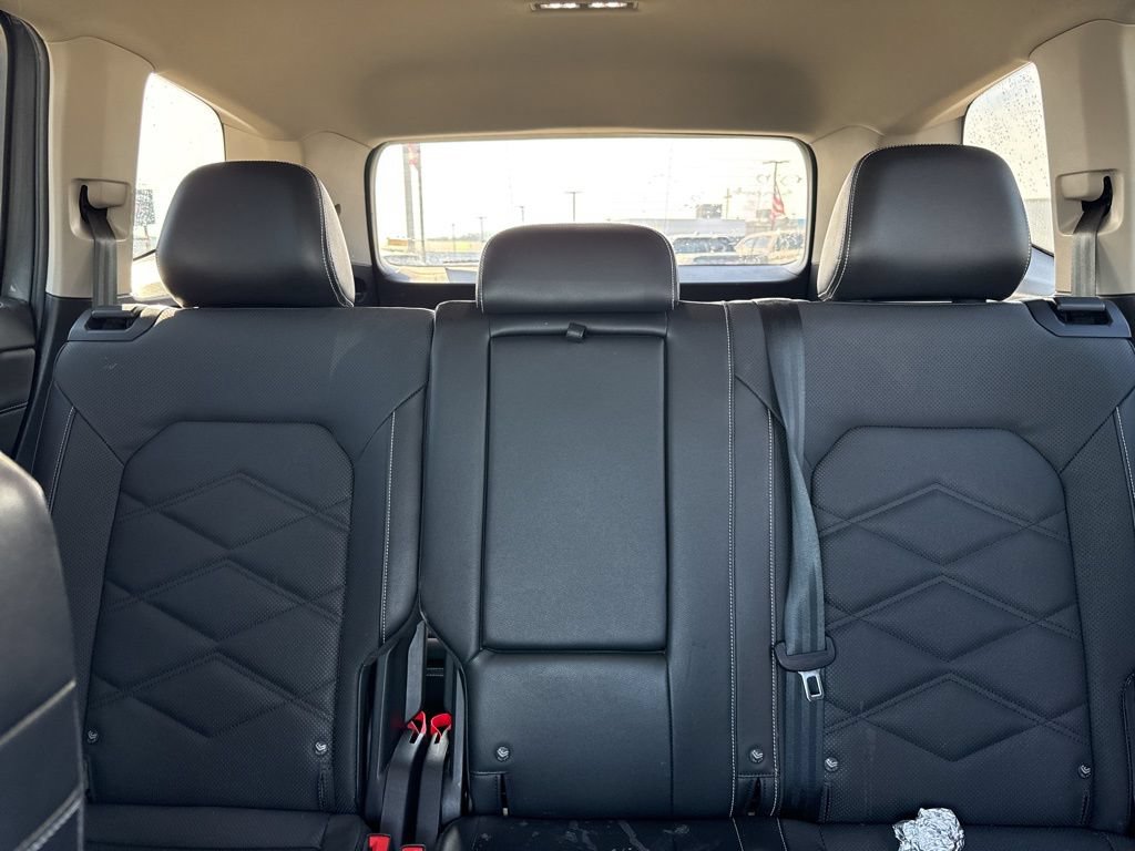 Used 2024 Volkswagen Atlas SE FWD image 31