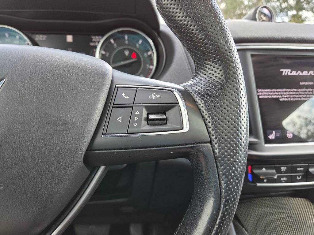 Used 2022 Maserati Levante GT image 27