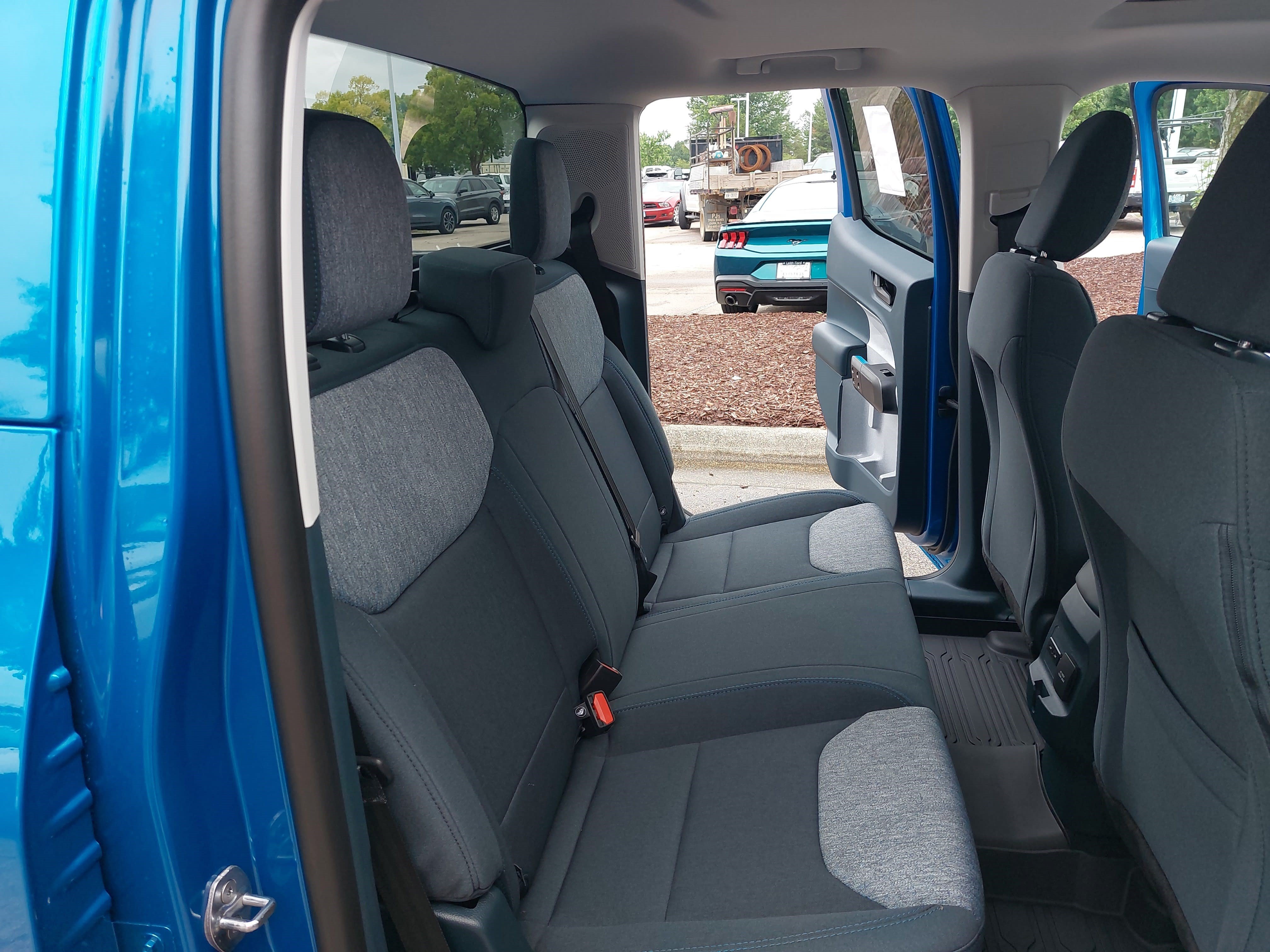 New 2026 Ford Maverick XLT w/ XLT Luxury Package FWD image 12