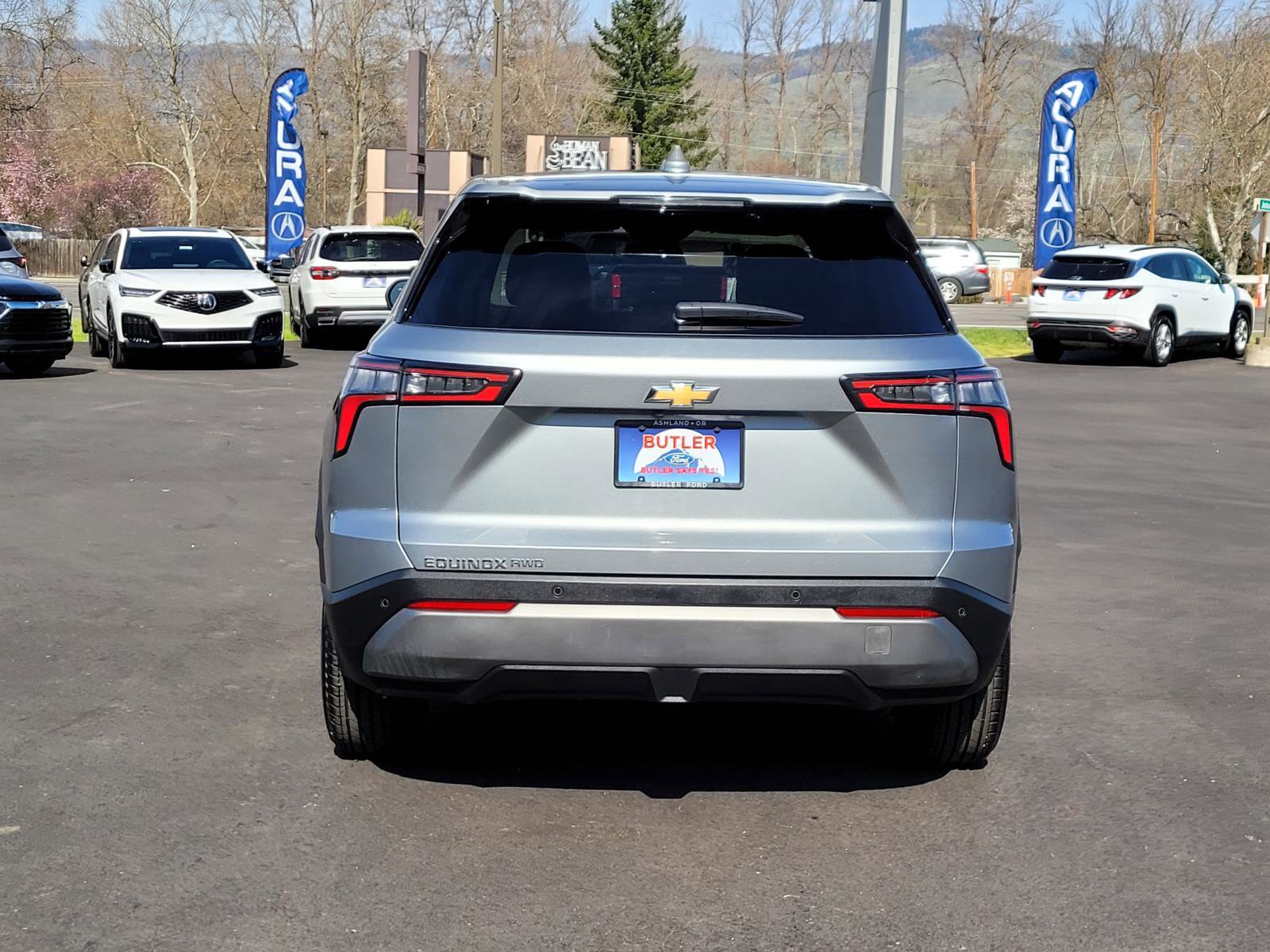 Used 2025 Chevrolet Equinox LT AWD/4WD image 6