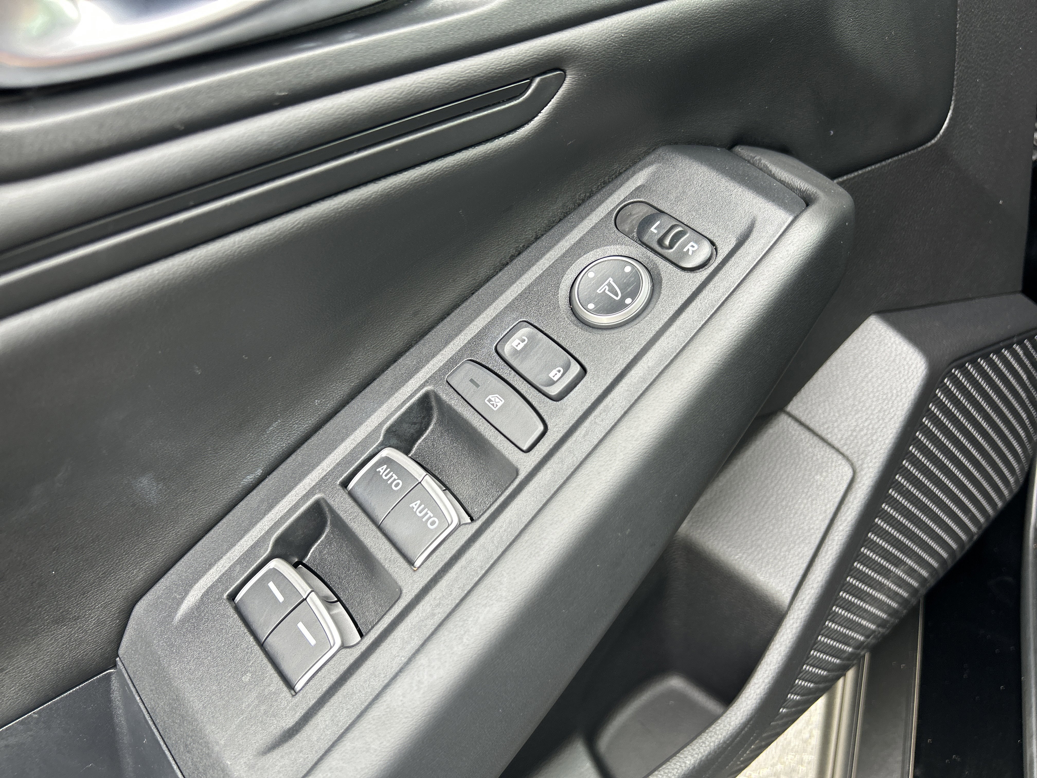 Certified 2025 Honda Accord SE image 23