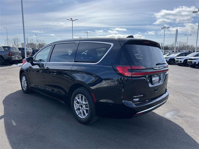 New 2025 Chrysler Pacifica Select image 35