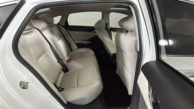 Used 2020 Honda Accord EX image 30