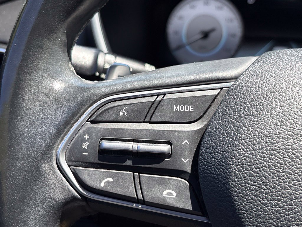 Used 2022 Hyundai Santa Fe Limited AWD/4WD image 21