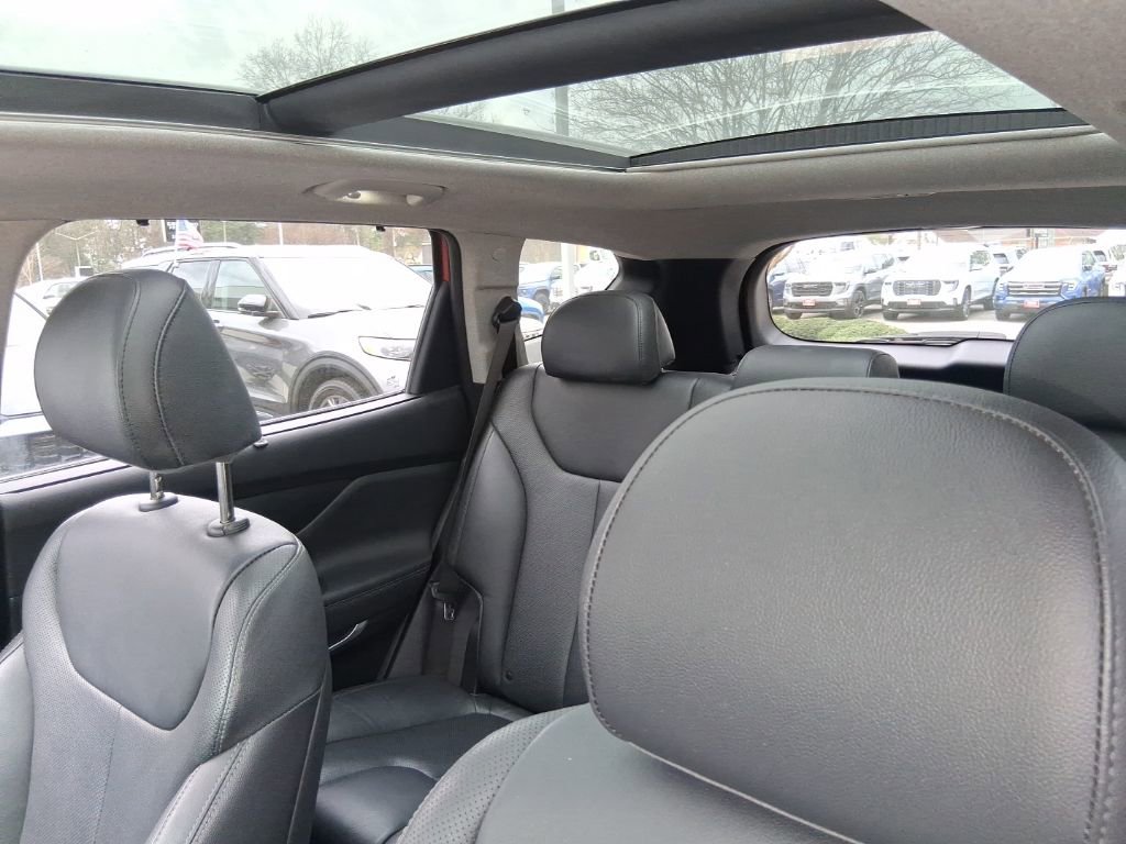 Used 2019 Hyundai Santa Fe FWD image 12