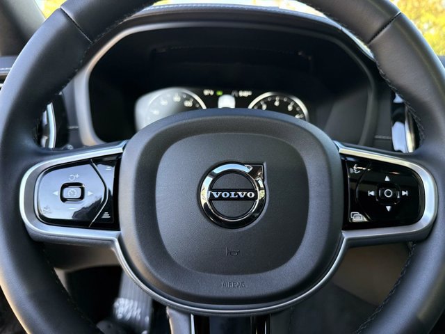 Used 2022 Volvo S60 B5 R-Design w/ Advanced Package AWD/4WD image 27