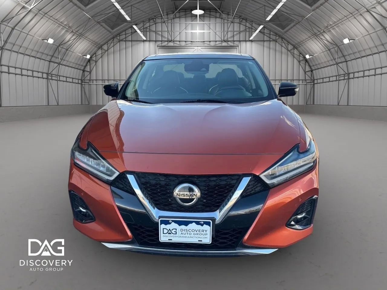 Used 2022 Nissan Maxima Platinum w/ Sport Mat Group FWD image 2