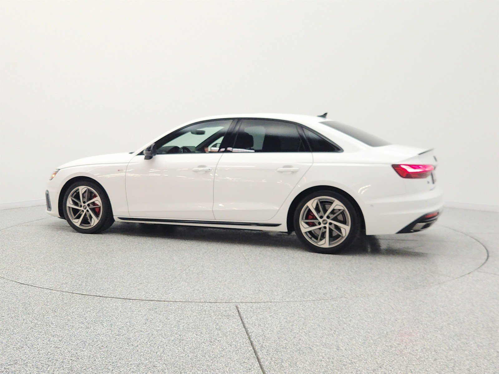 Used 2023 Audi A4 2.0T Prestige w/ Prestige Package AWD/4WD image 8