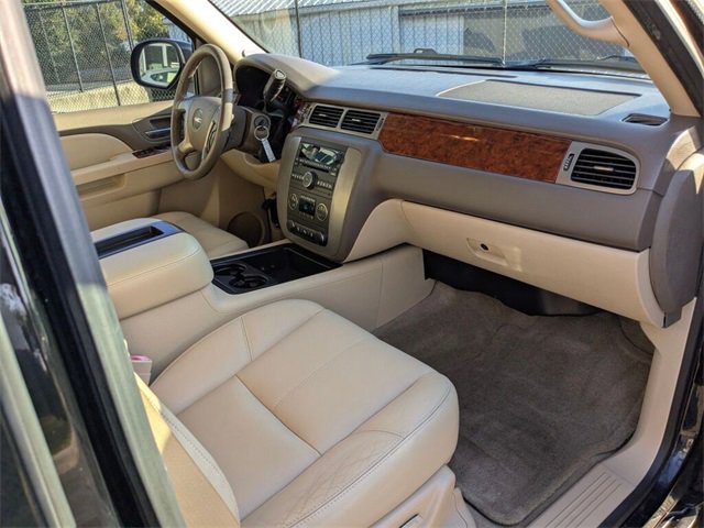 Used 2013 GMC Yukon SLT w/ SLT-2 Equipment Package image 32