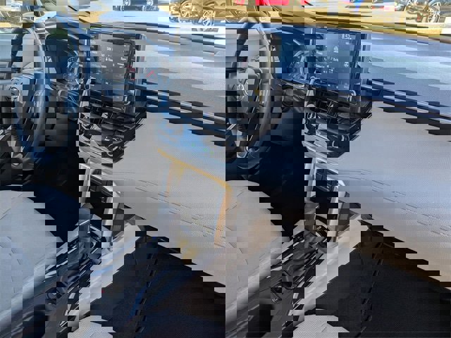 Used 2022 Toyota Corolla Cross LE image 13