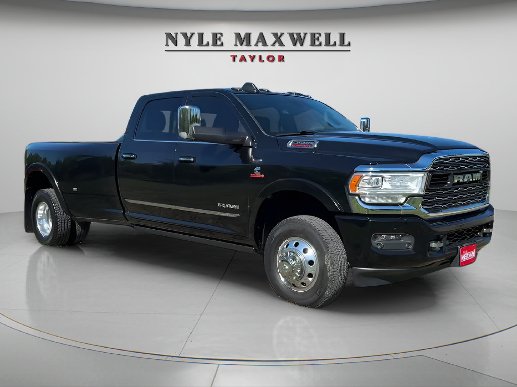 Used 2019 RAM 3500 Limited w/ Max Tow Package AWD/4WD image 3