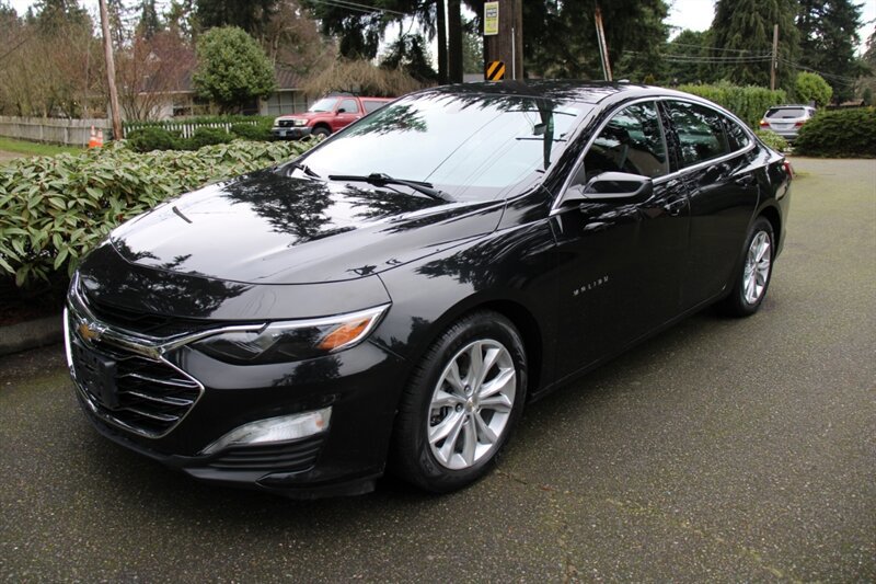 Used 2020 Chevrolet Malibu LT FWD image 1