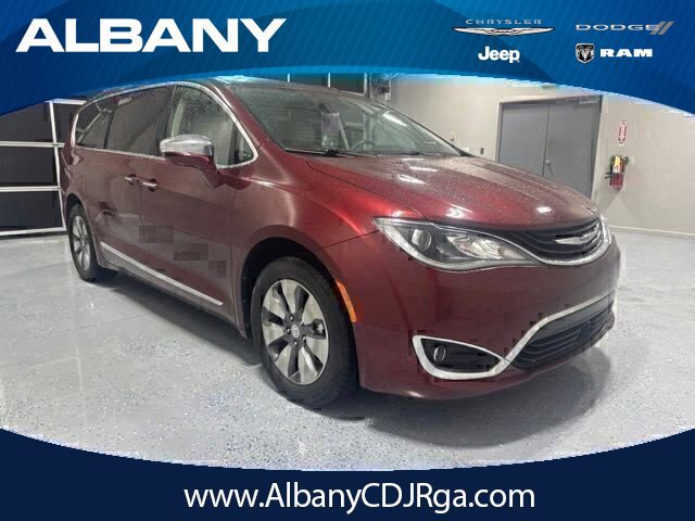 Used 2018 Chrysler Pacifica Limited w/ Advanced Safetytec Group