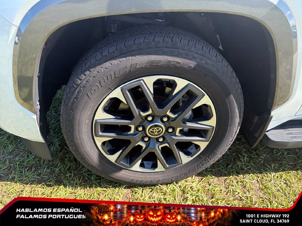Used 2024 Toyota Sequoia Limited AWD/4WD image 10