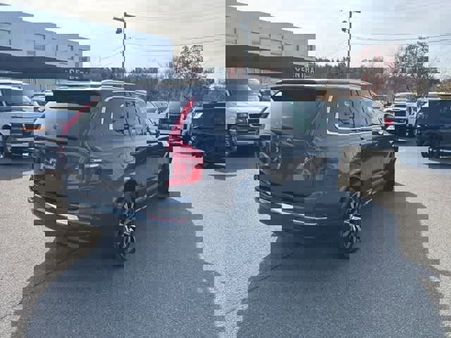 Used 2023 Volvo XC90 B6 Plus w/ Protection Package image 7