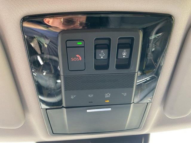 New 2025 Mitsubishi Outlander SE image 36