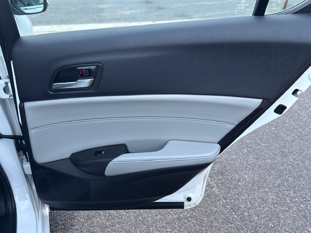 Used 2019 Acura ILX FWD image 22
