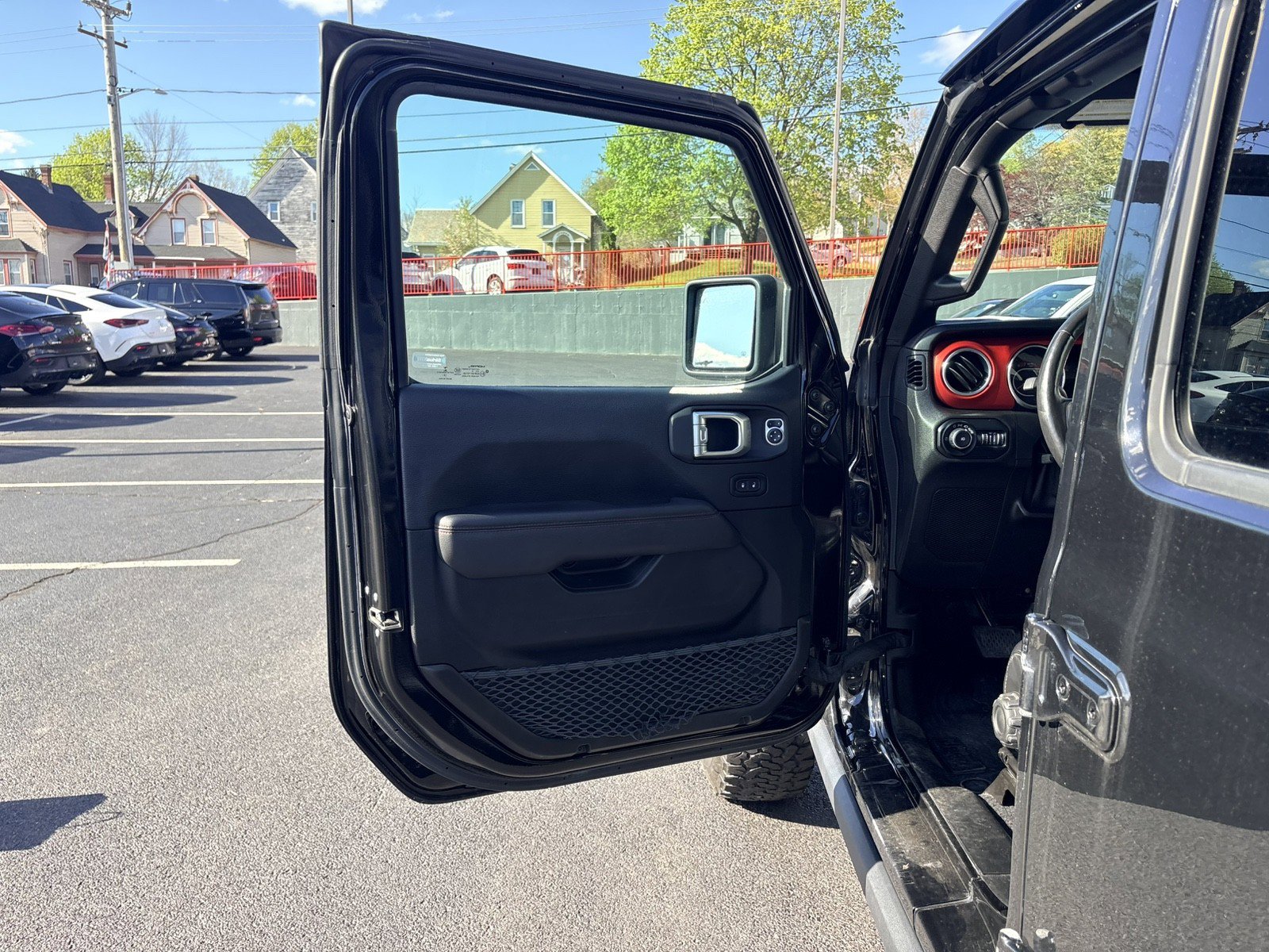 Used 2019 Jeep Wrangler Unlimited Rubicon AWD/4WD image 12