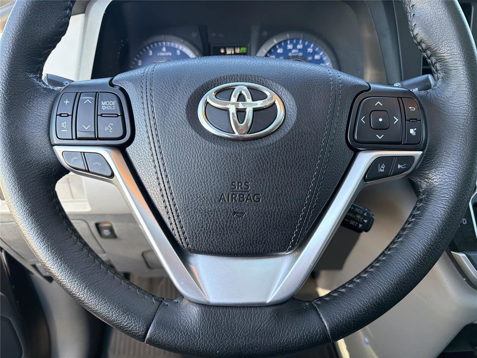Used 2020 Toyota Sienna XLE FWD image 15