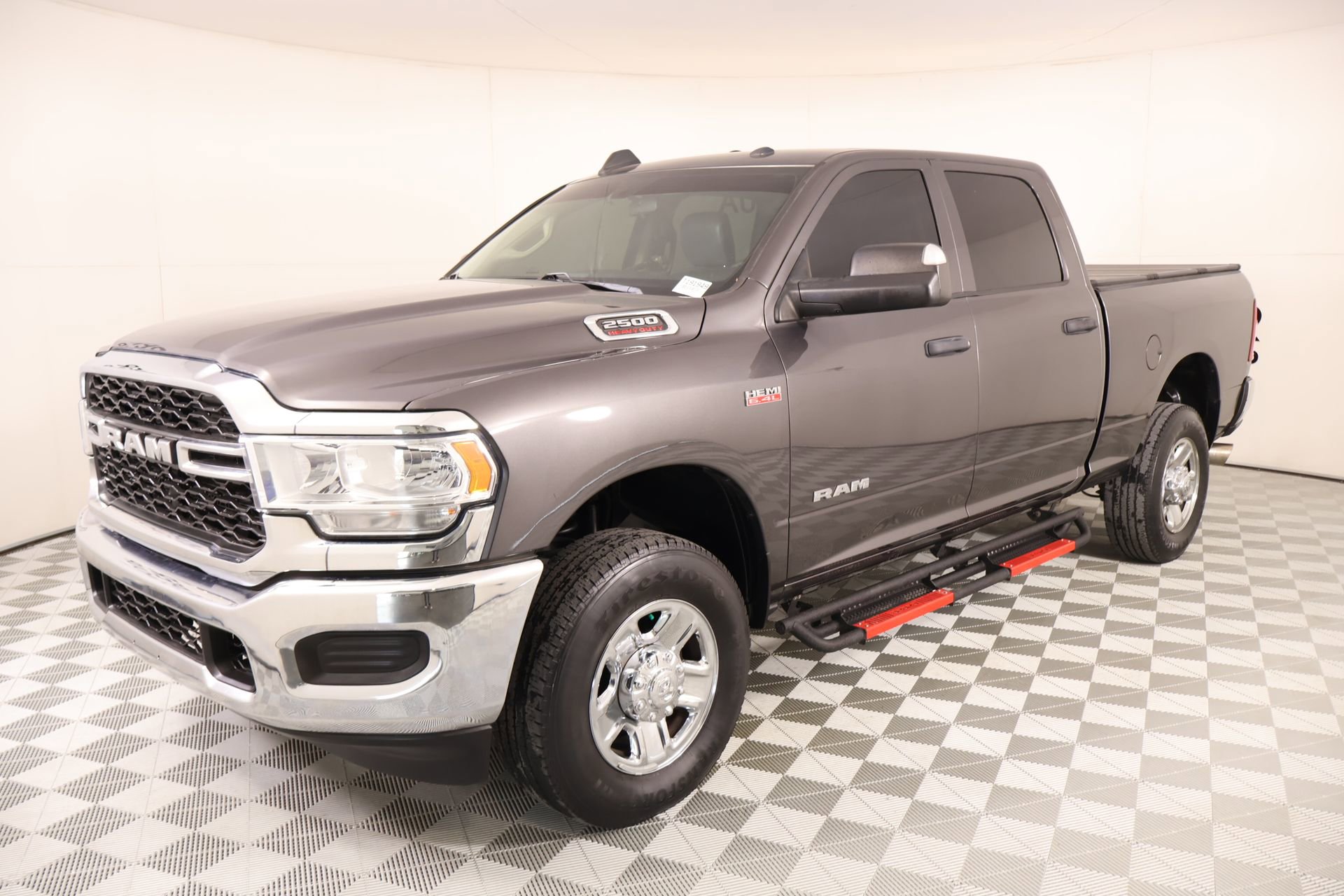 Used 2020 RAM 2500 Tradesman w/ Chrome Appearance Group AWD/4WD image 10