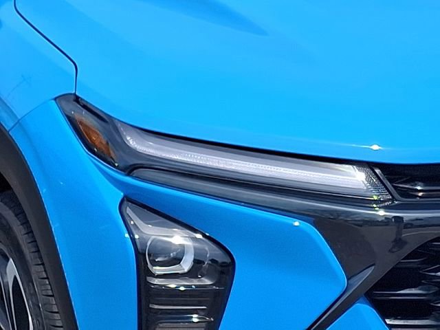 Certified 2024 Chevrolet Trax RS w/ Sunroof Package FWD image 9