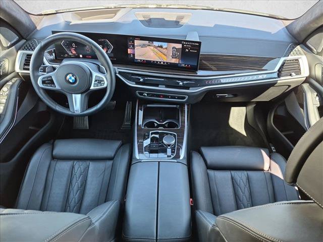 Used 2026 BMW X7 xDrive40i w/ M Sport Package AWD/4WD image 19