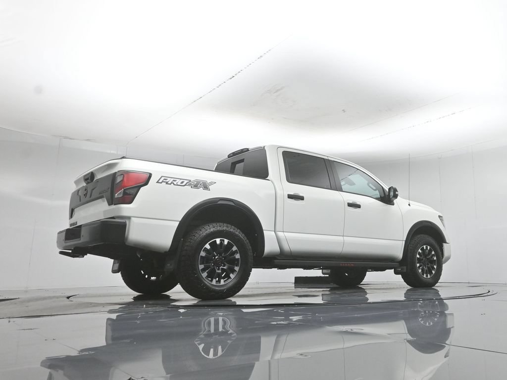 Used 2021 Nissan Titan PRO-4X w/ Pro-4x Convenience Package AWD/4WD image 52