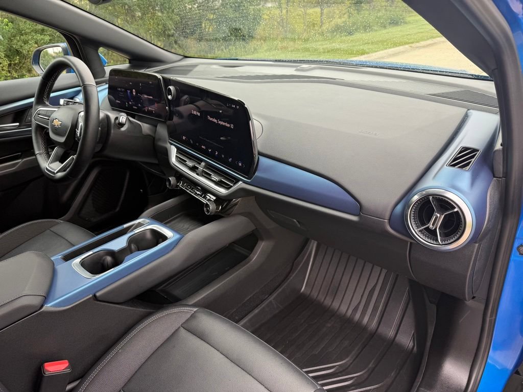 Used 2024 Chevrolet Equinox EV LT FWD image 22