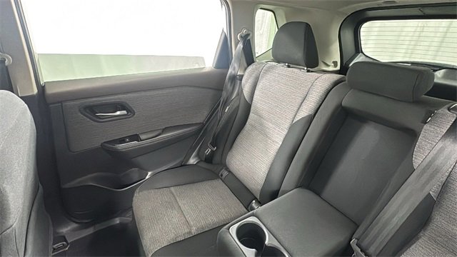 Used 2023 Nissan Rogue SV image 14