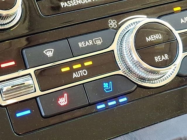 Certified 2024 Lincoln Navigator Premiere image 22