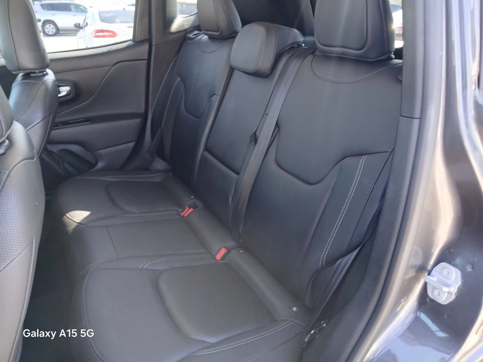 Used 2020 Jeep Renegade Limited w/ LED Lighting Group AWD/4WD image 35