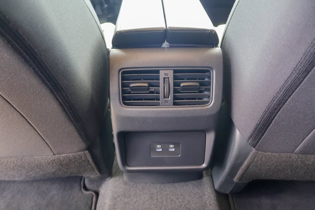 Certified 2026 Nissan Rogue SV FWD image 19
