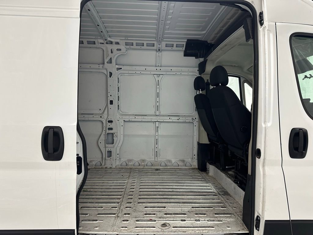 Used 2022 RAM ProMaster 3500 w/ Premium Convenience Group (B) image 38