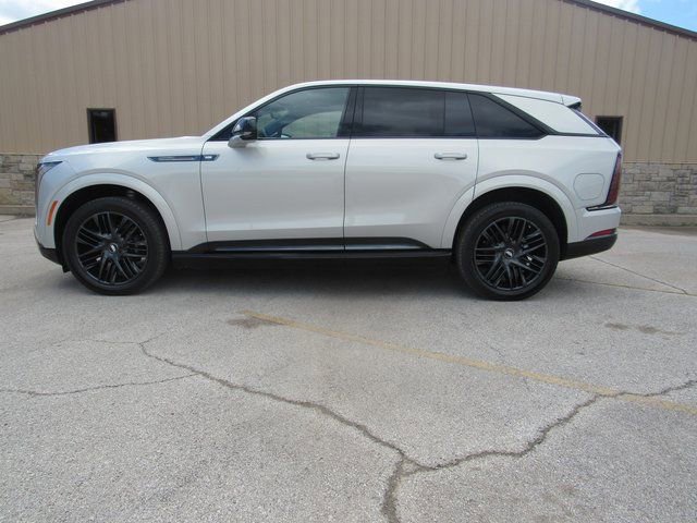 New 2025 Cadillac Escalade IQ Sport 1 w/ LPO, ONYX Package image 4