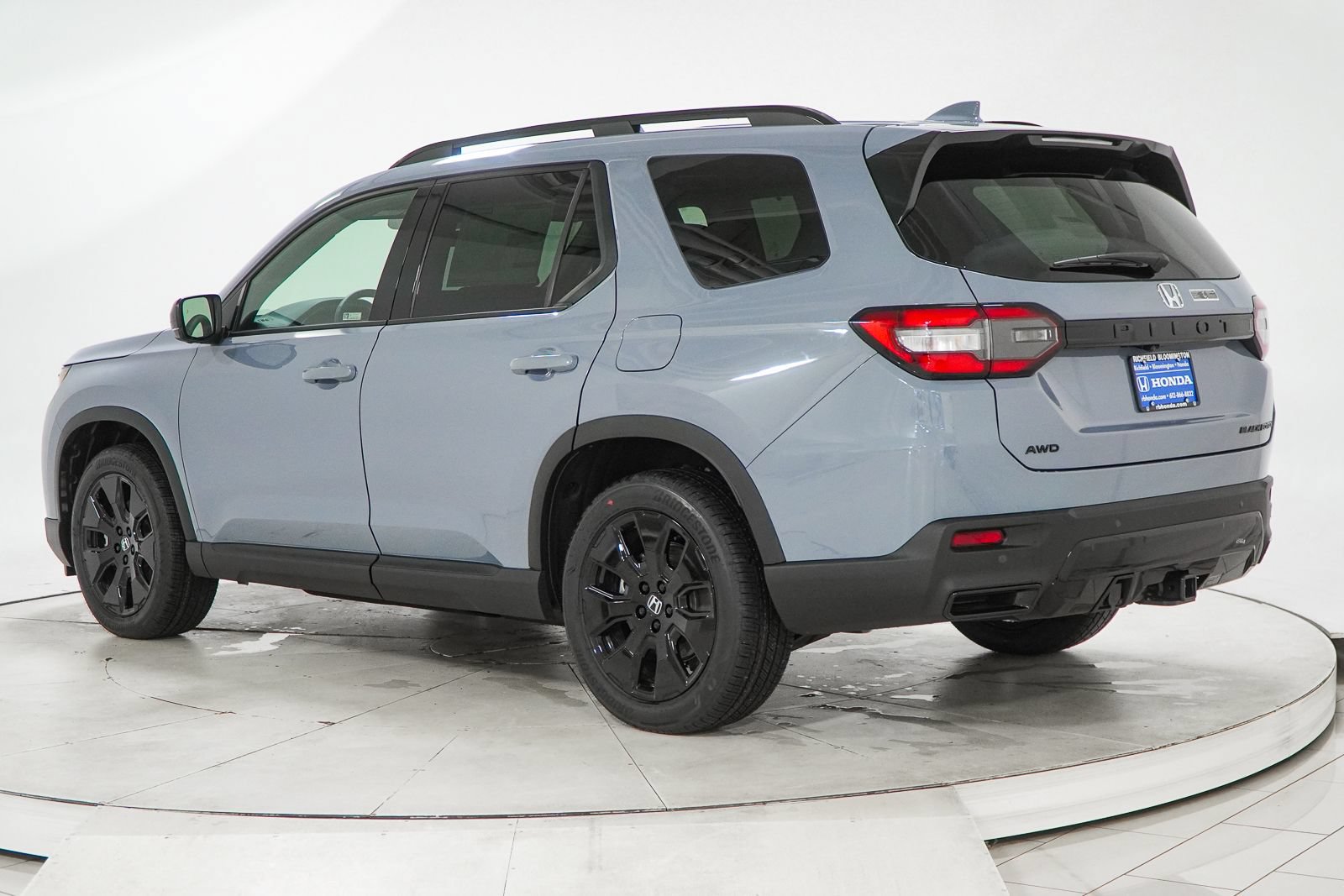 New 2026 Honda Pilot Black Edition image 6