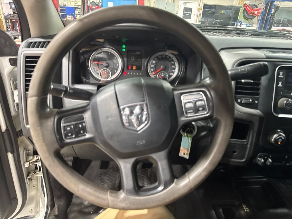 Used 2016 RAM 3500 Tradesman w/ Chrome Appearance Group AWD/4WD image 13