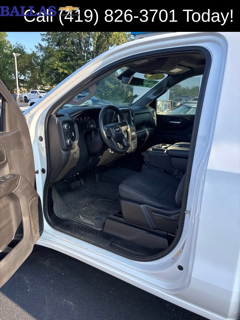 Used 2022 GMC Sierra 1500 Pro w/ Sierra Value Package AWD/4WD image 9