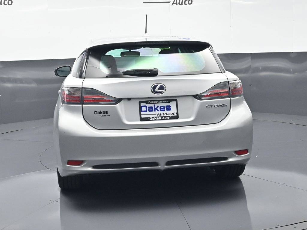 Used 2013 Lexus CT 200h w/ Premium Pkg w/Navigation FWD image 7