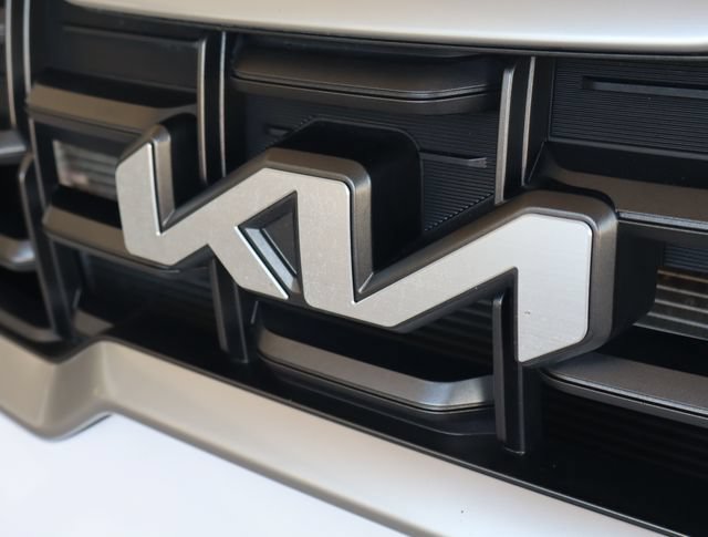 Used 2024 Kia Telluride S w/ S Sunroof Package FWD image 53