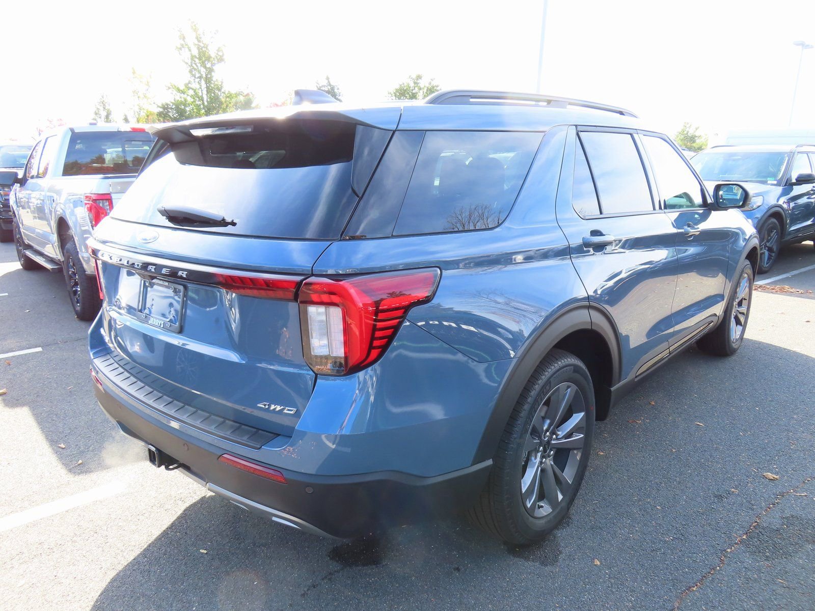 New 2026 Ford Explorer Active w/ Active Comfort Package image 4