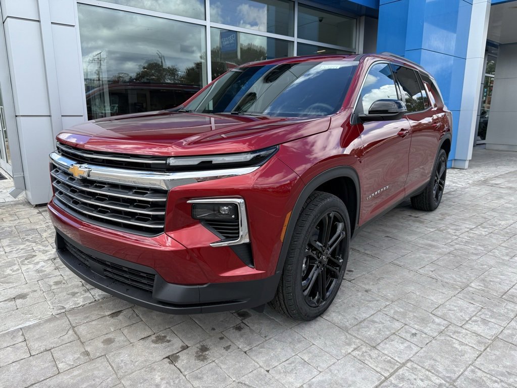 New 2026 Chevrolet Traverse LT w/ LPO, Floor Liner Package