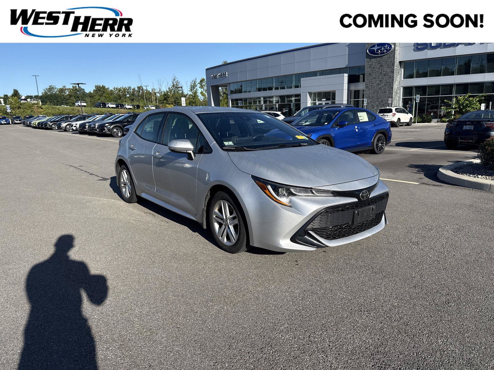 Used 2019 Toyota Corolla SE w/ Carpet Mat Package FWD image 1