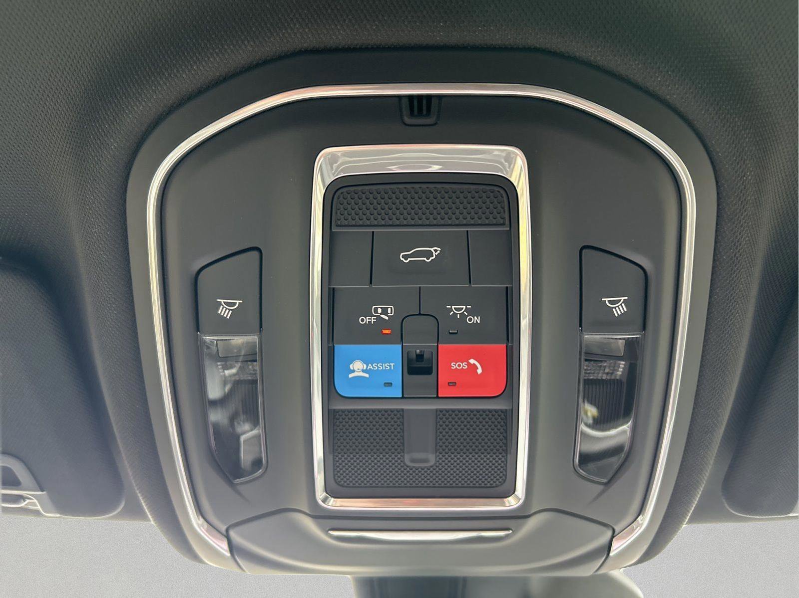 Used 2026 Jeep Grand Cherokee Limited image 23