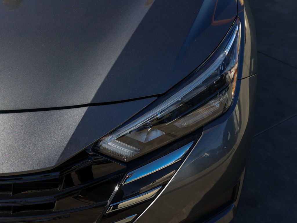 Used 2025 Nissan Versa S w/ Trunk Package image 10