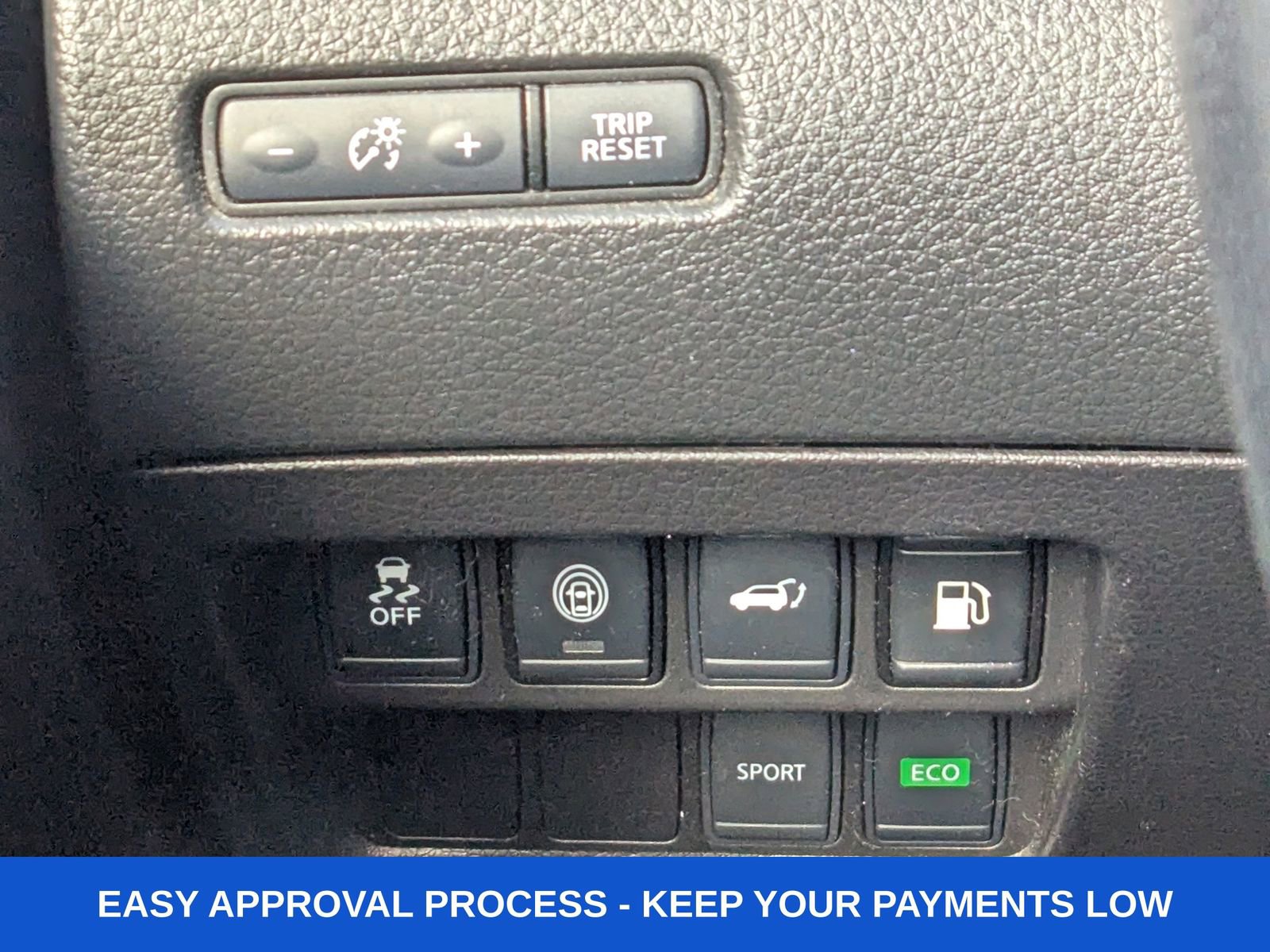 Used 2019 Nissan Rogue SV image 39