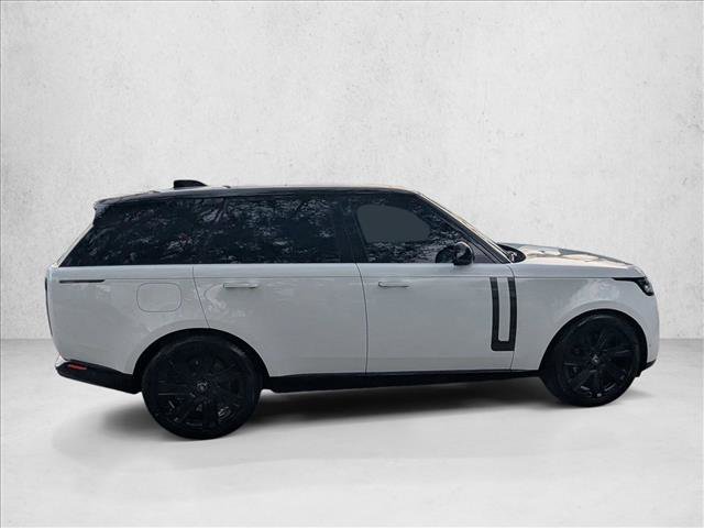 Certified 2023 Land Rover Range Rover SE image 4