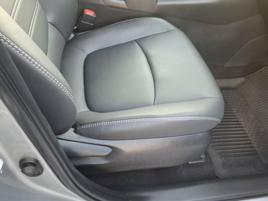 Used 2025 Toyota RAV4 XLE Premium w/ Weather Package AWD/4WD image 18