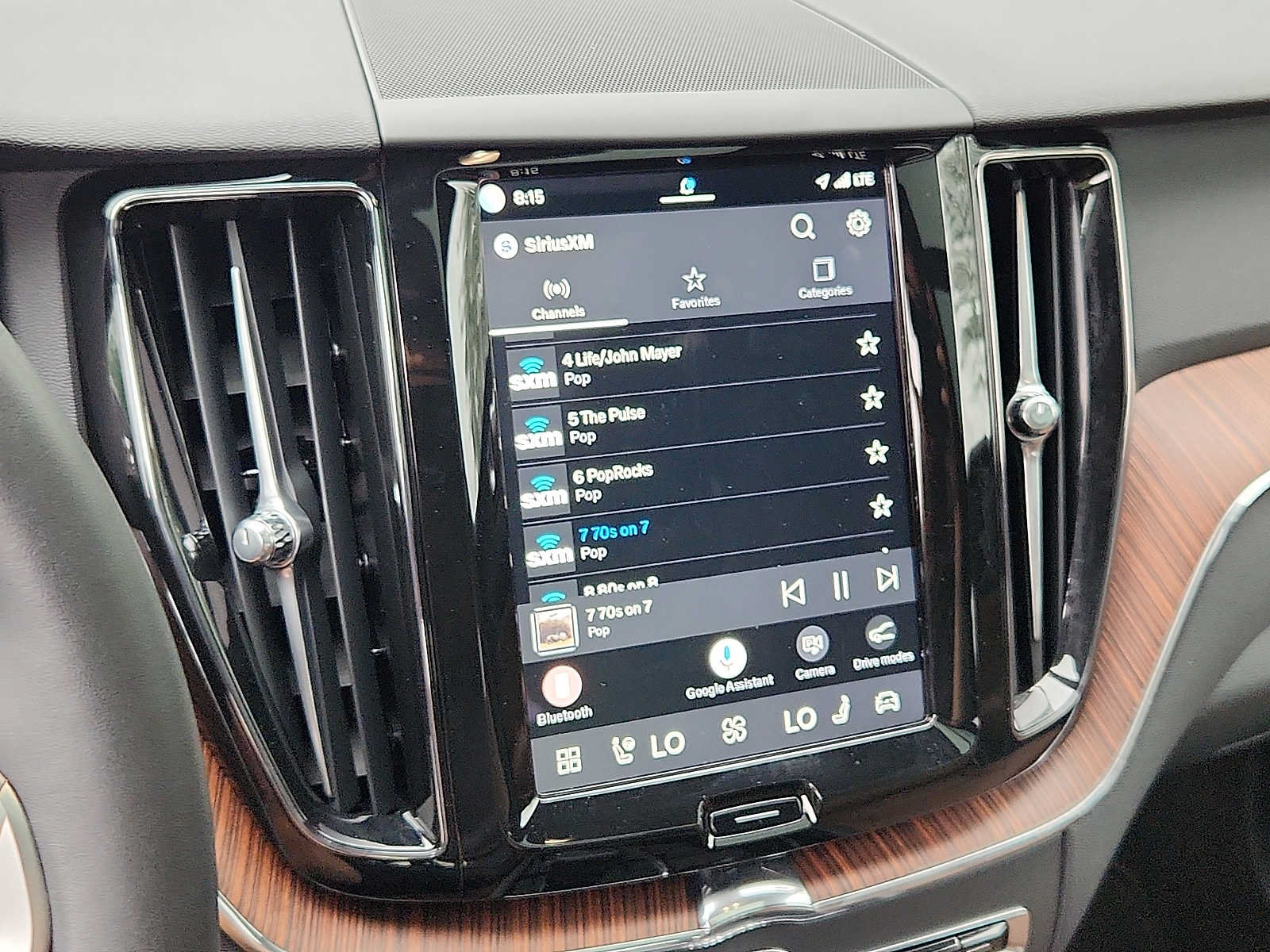 Certified 2025 Volvo XC60 T8 Plus w/ Climate Package AWD/4WD image 16
