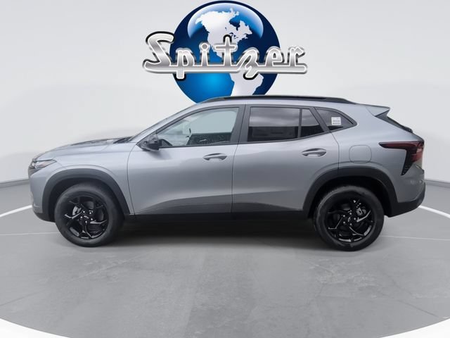 New 2026 Chevrolet Trax LT w/ Midnight Edition FWD image 6