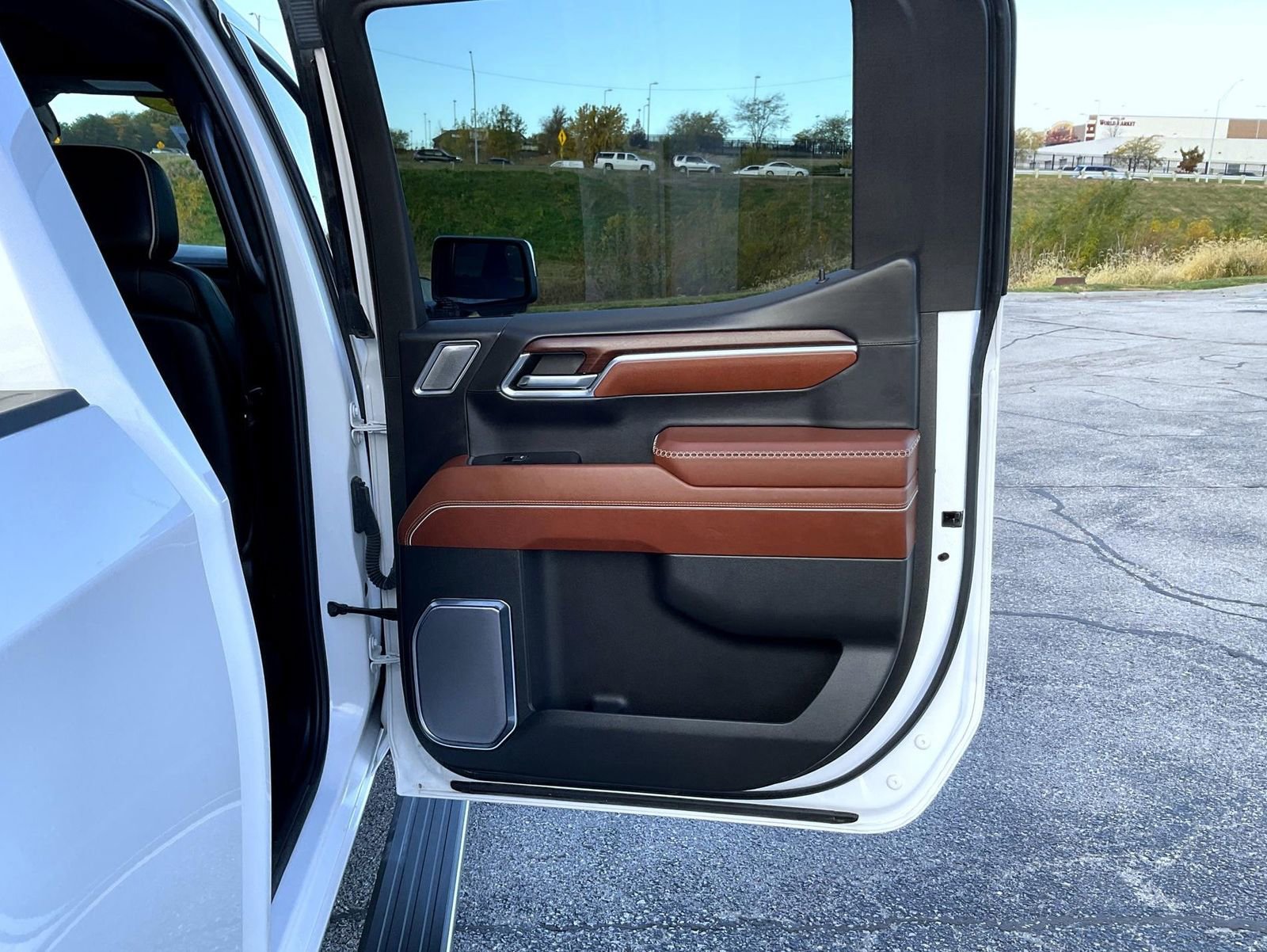 Used 2024 GMC Sierra 1500 Denali Ultimate AWD/4WD image 17